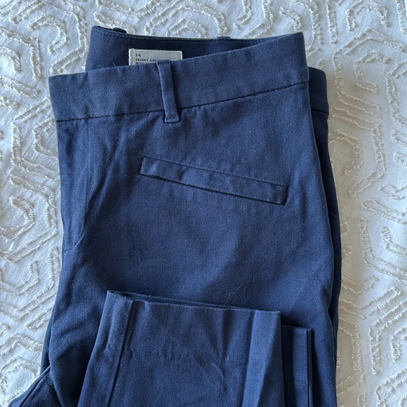 GAP workwear Skinny navy pants - Picture 2 of 2